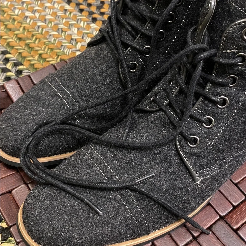 JOSEPH ABBOUD Grey Wool Boots Size 9 1/2 M